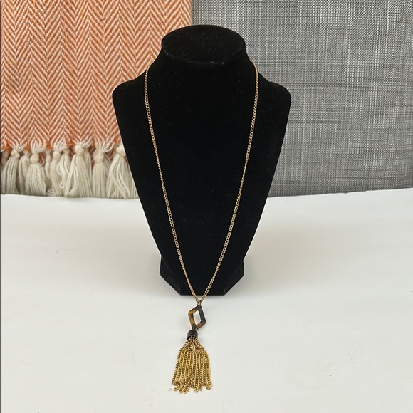 Elegant Gold Tassel Necklace - Picture 1 of 7